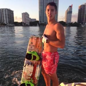 Meet your Posher, Hector